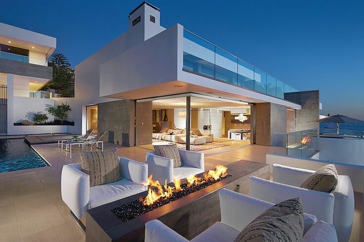 Outdoor Luxury Fireplace
